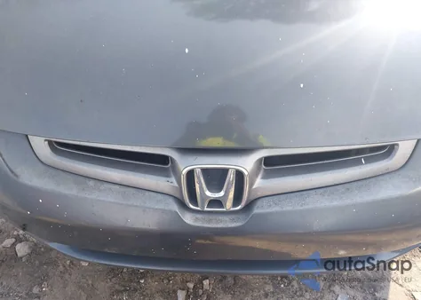 2005 Honda Accord 2.4 Lx from USA, damaged, VIN 1HGCM56495A154699